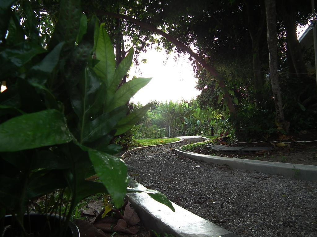 Villa De Mama Rawai Exteriör bild